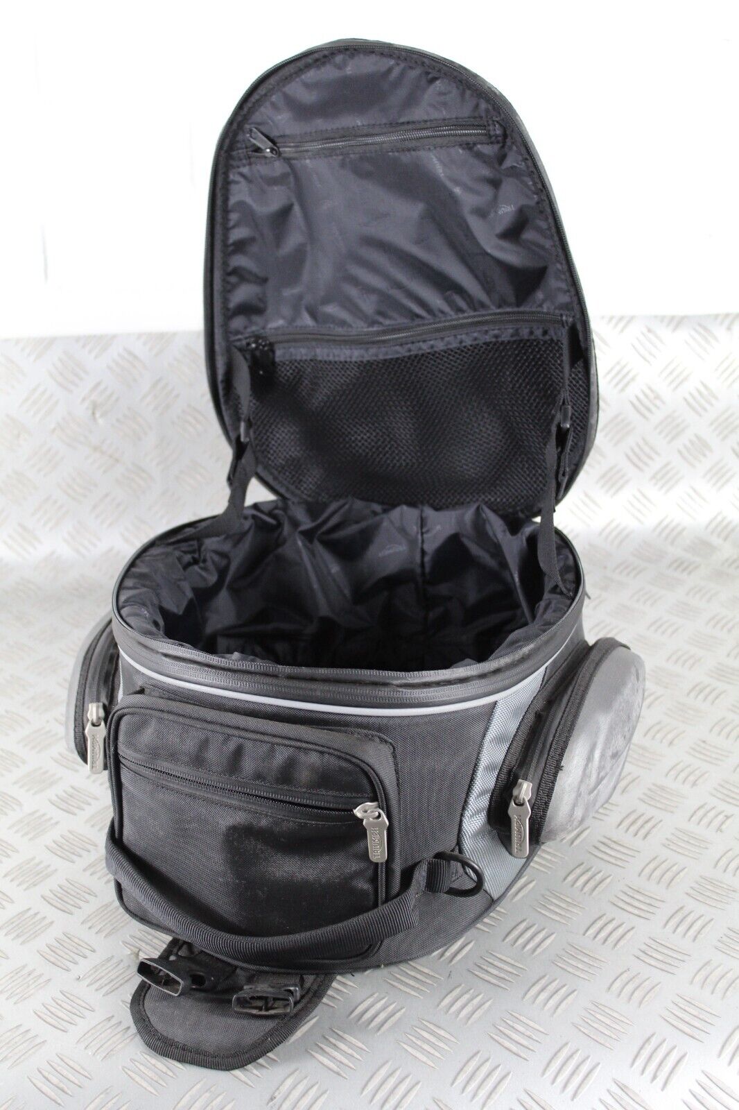 Triumph Genuine Tank bag