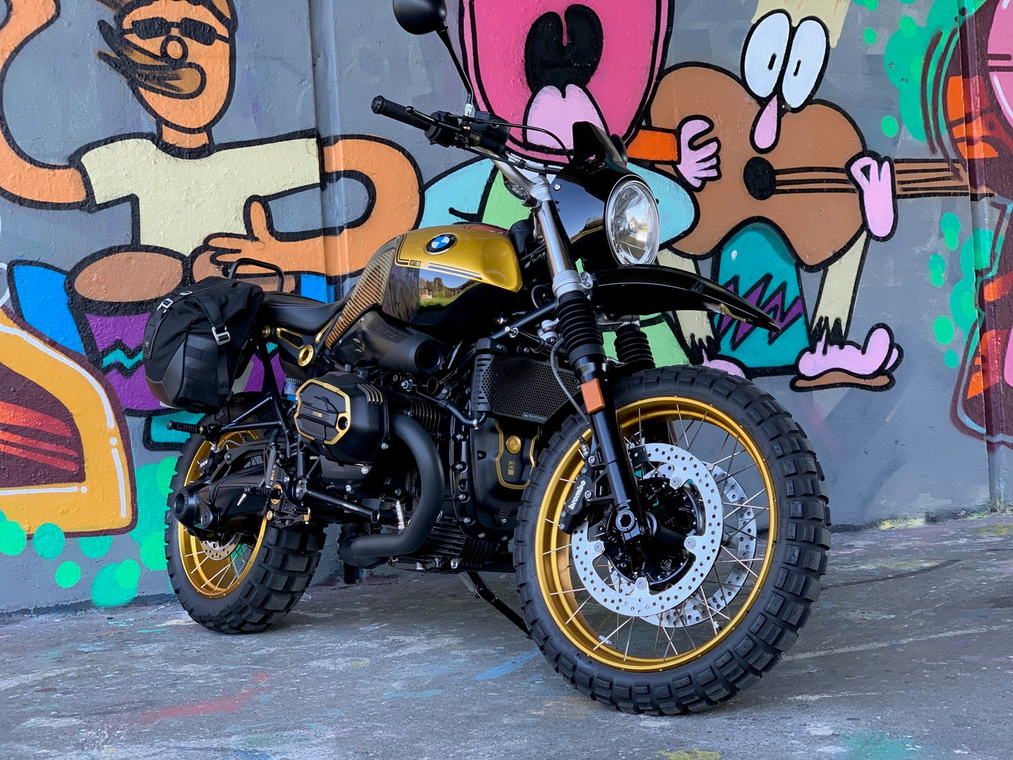 BMW R Nine T Urban G/S Option 719 – 1200cc – Black & Gold – Immaculate *SOLD*