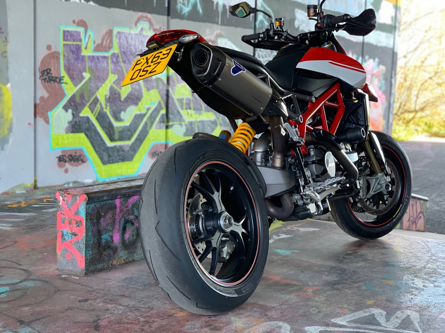 Ducati Hypermotard 950 SP – Carbon Loaded – Termignoni Exhaust – Immaculate