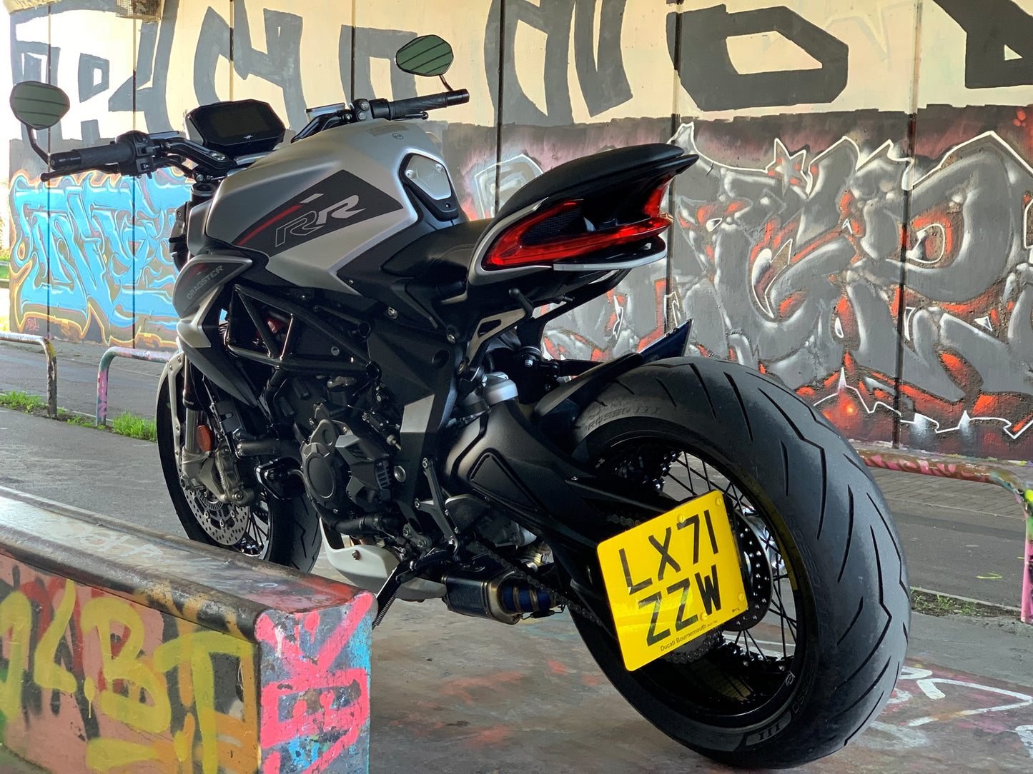 MV Agusta Dragster RR (2021) – 800cc – “Motorcycle Art” – Immaculate